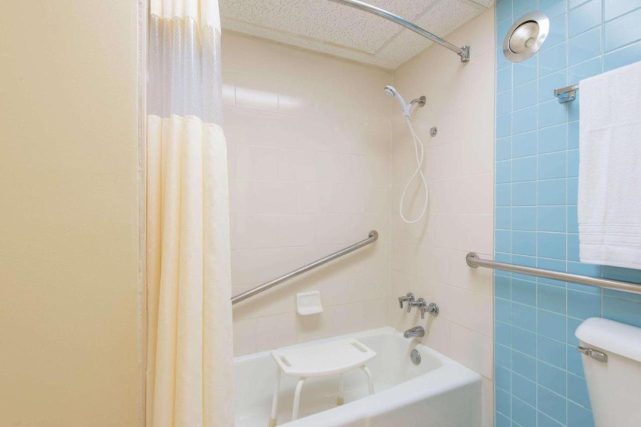 Haven Inn & Suites St Louis Hazelwood - Airport North 外观 照片